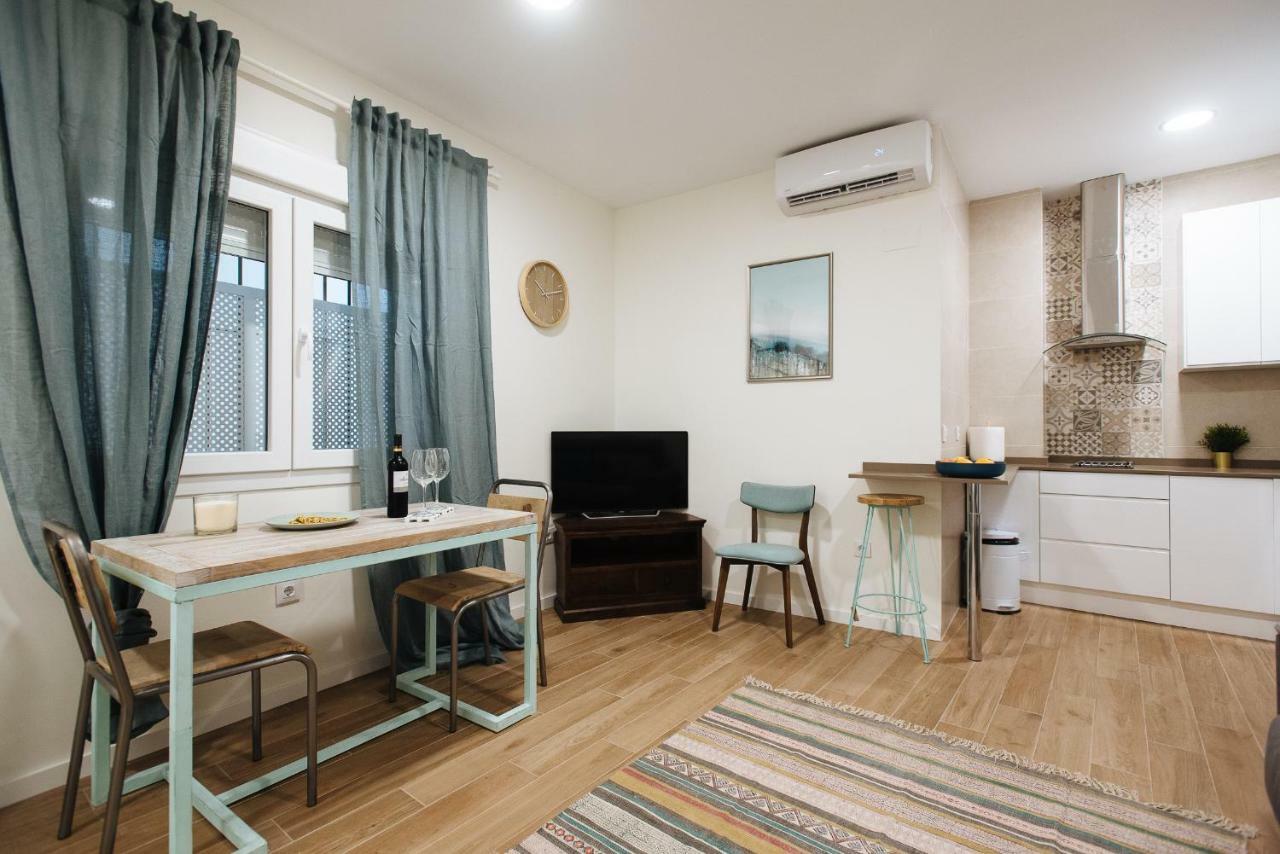 Apartamento Aitana, Vistas Iglesia Magdalena Desde Azotea Apartman Sevilla Kültér fotó